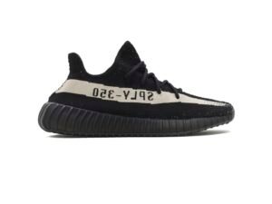 Yeezy 350 v2 OREO