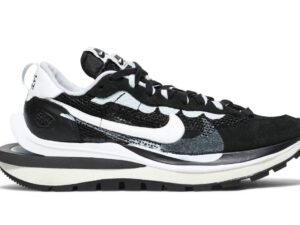 Nike Vaporwaffle sacai Black White